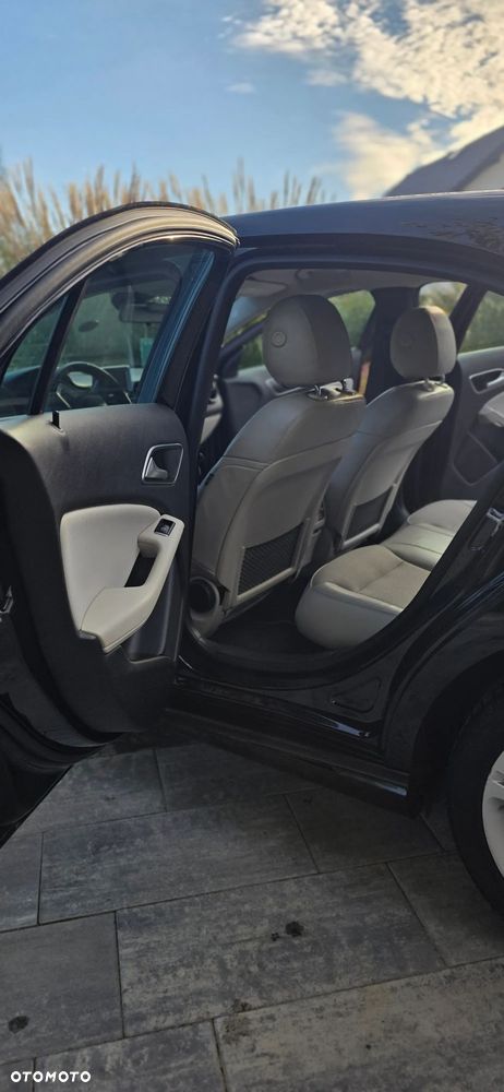 Mercedes-Benz Klasa A 180 BlueEfficiency Edition - 8