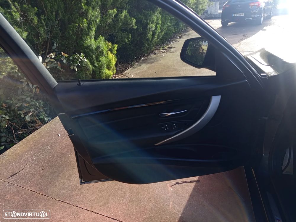 BMW 320 d Aut. M Sport - 10