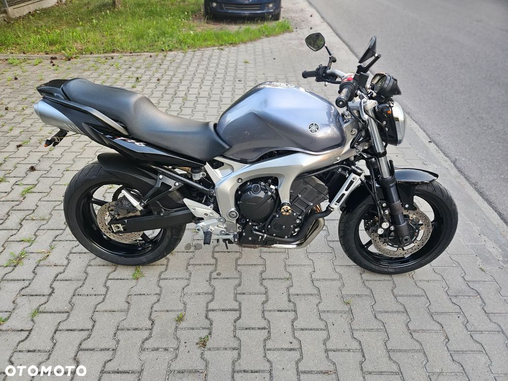 Yamaha FZ6 - 6