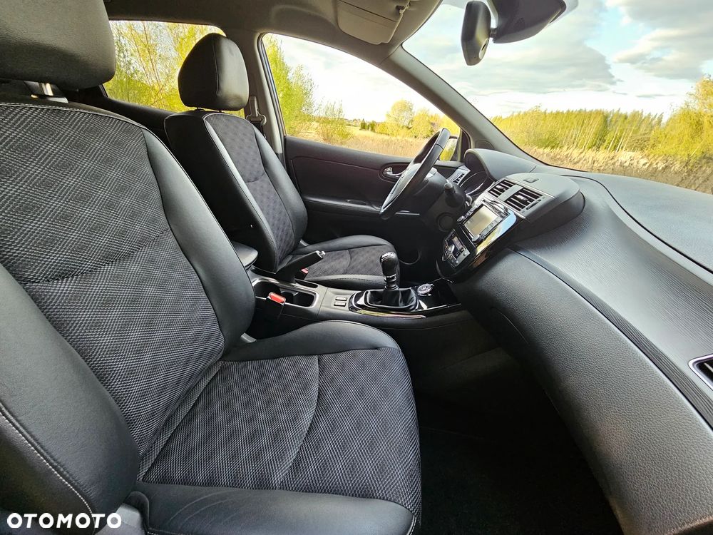 Nissan Pulsar 1.2 DIG-T Tekna EU6 - 29
