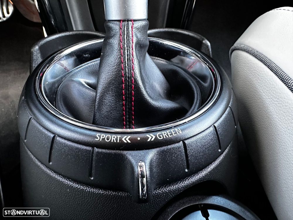 MINI 3 Portas John Cooper Works Auto Desportiva - 26