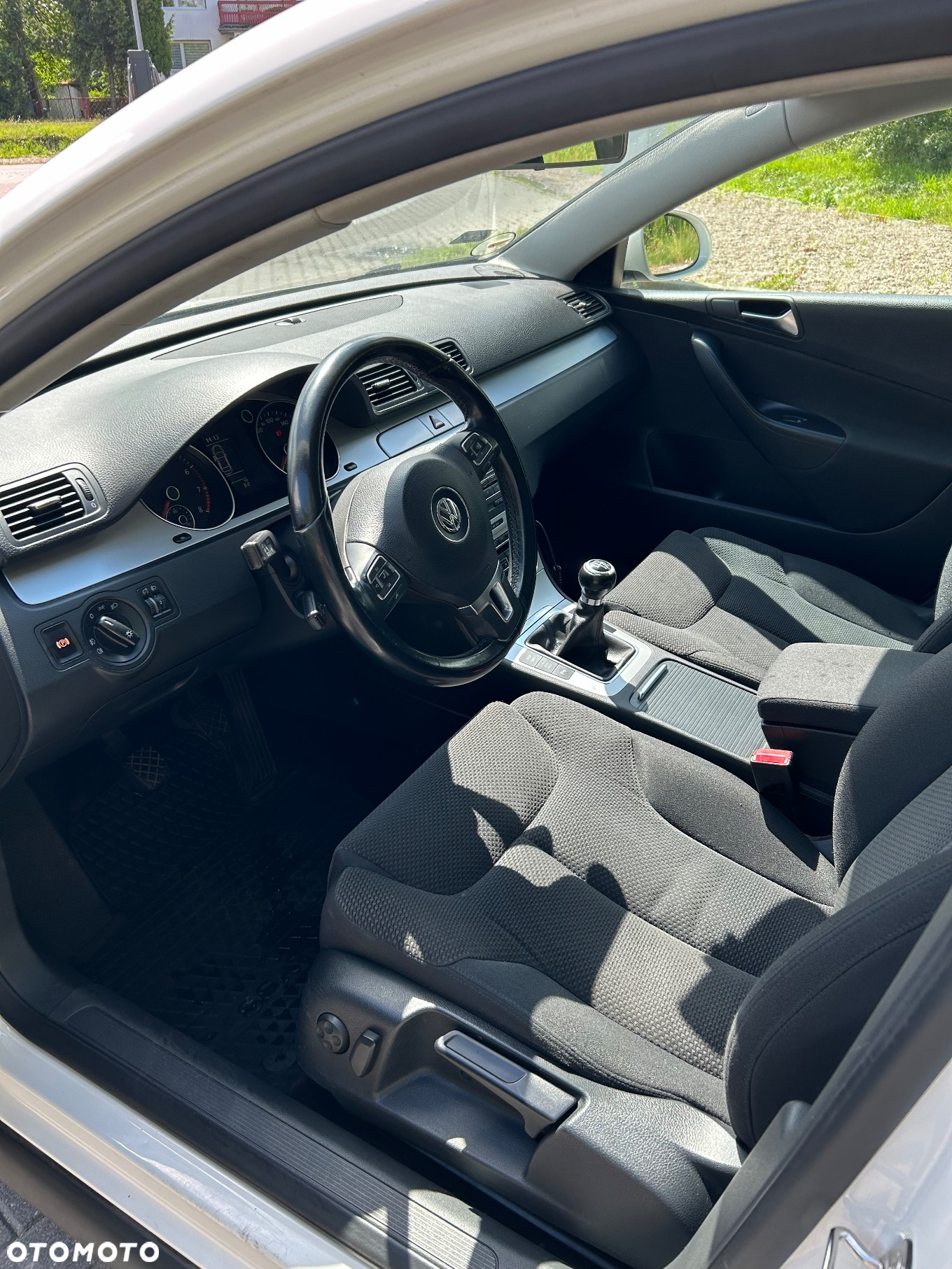 Volkswagen Passat - 8