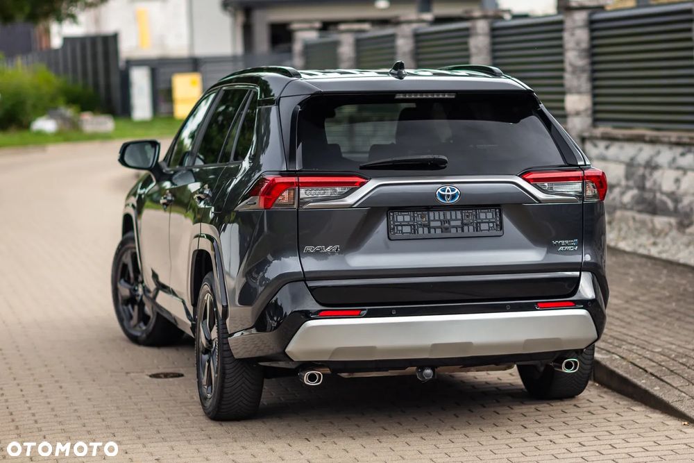 Toyota RAV4 2.5 Hybrid Black Edition by JBL 4x4 - 5