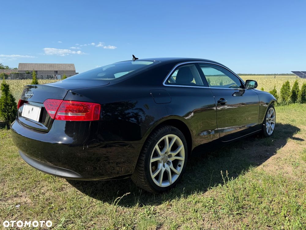 Audi A5 Coupé 2.0 TDI DPF - 9