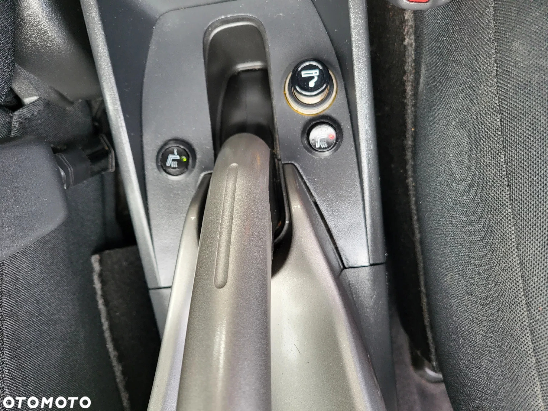 Toyota Auris - 17