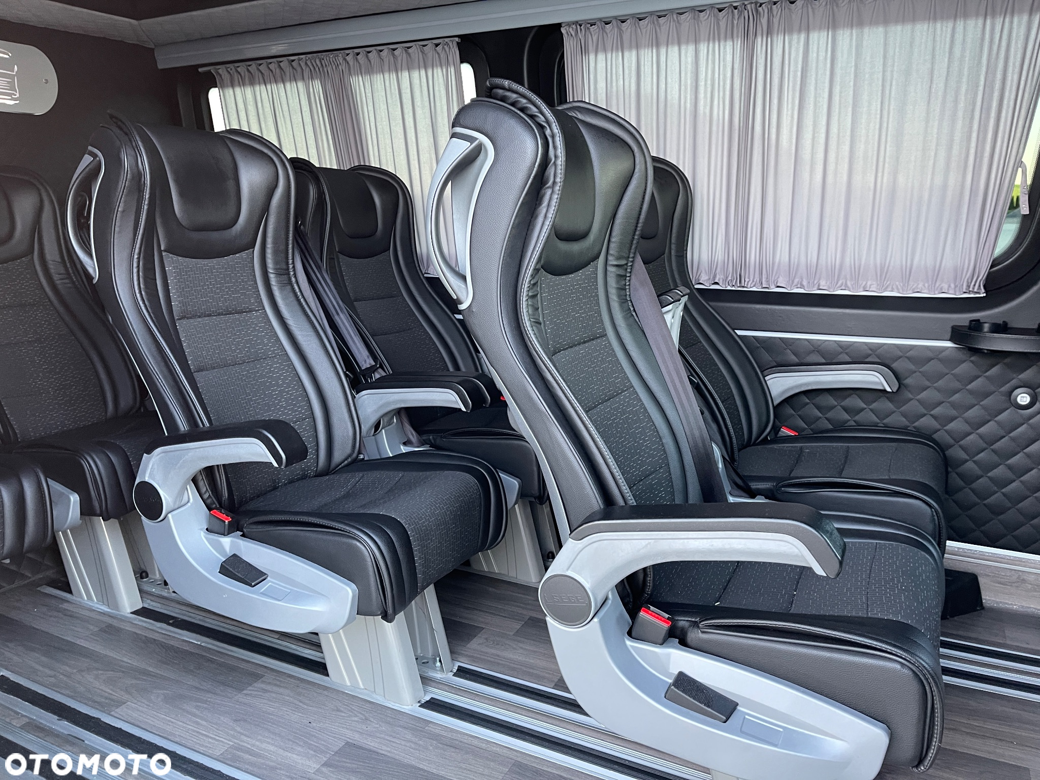 Mercedes-Benz Sprinter 317 CDI Long SELECT 9G-Tronic 907.235 - 11