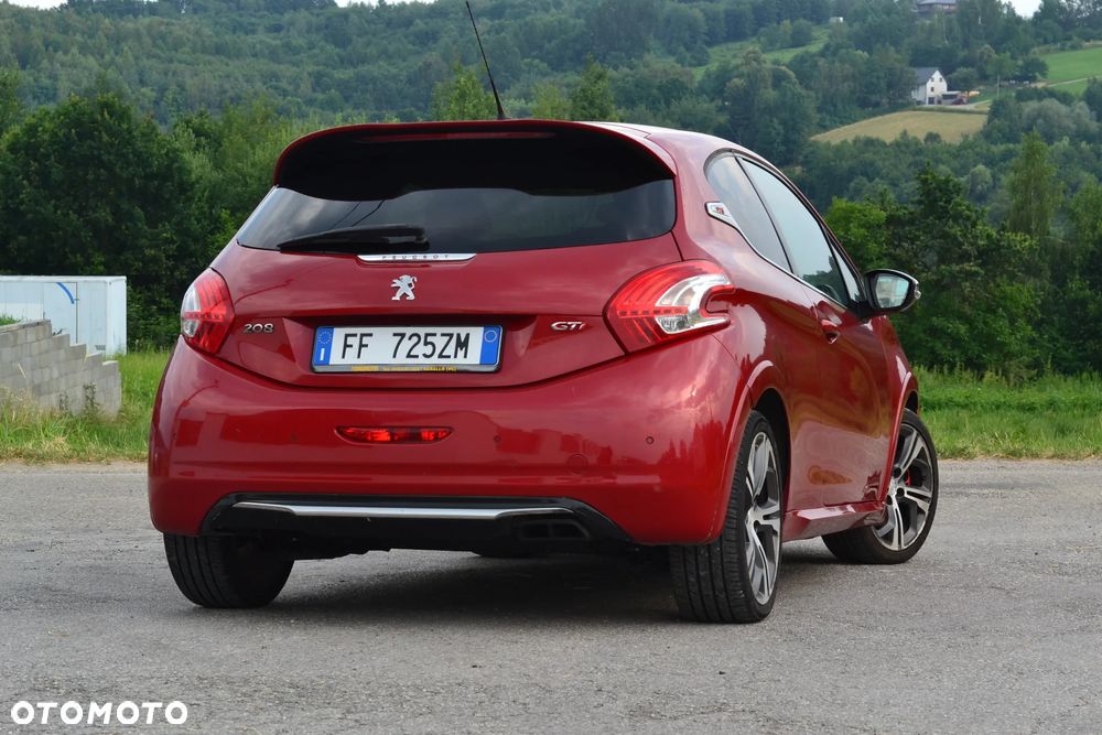 Peugeot 208 GTI 200 THP - 4