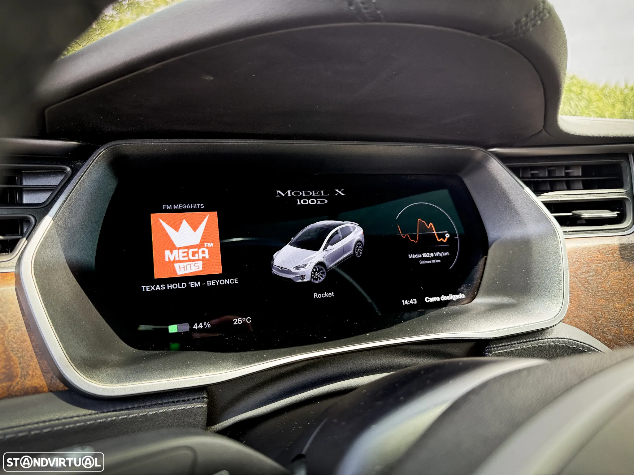 Tesla Model X 100D - 26
