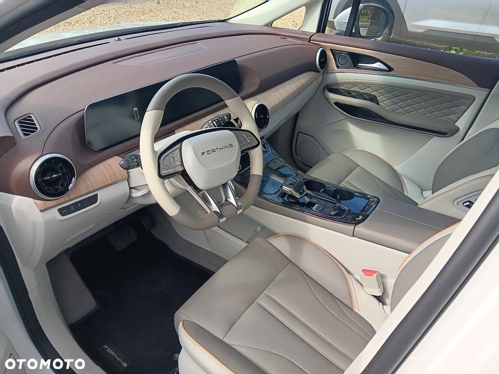 Forthing U Tour 1.5 DVVT GDI DCT - 11