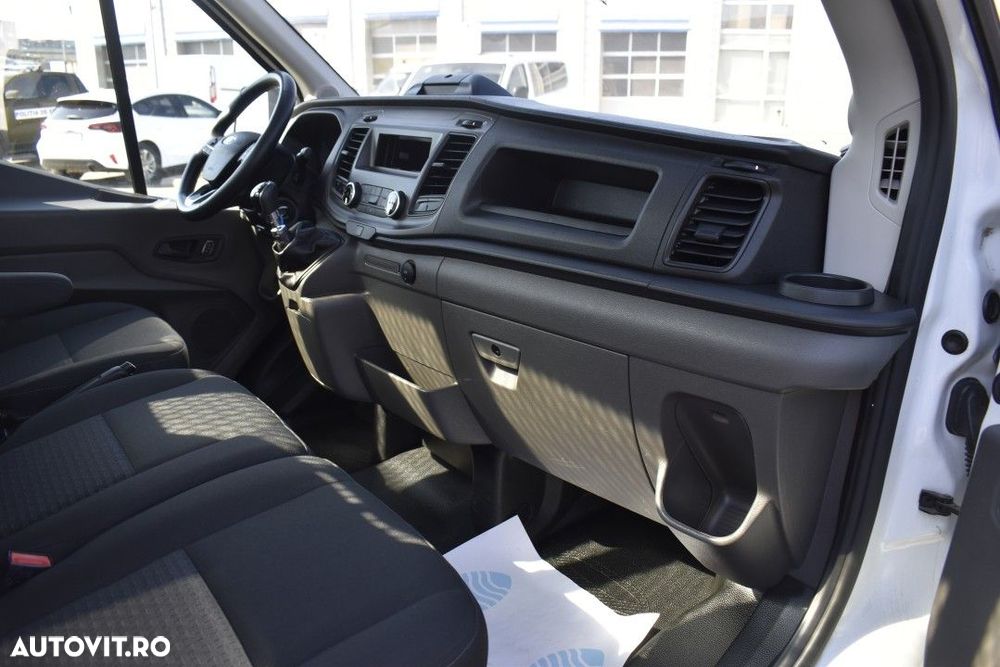 Ford Transit - 32