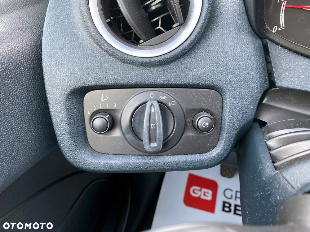 Ford Fiesta 1.25 Silver X - 25