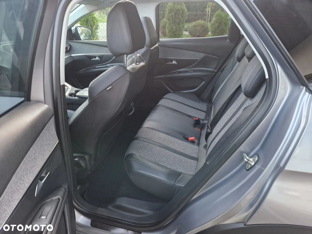 Peugeot 3008 PureTech 130 Stop & Start Allure - 12