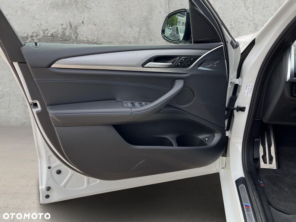 BMW X3 - 11