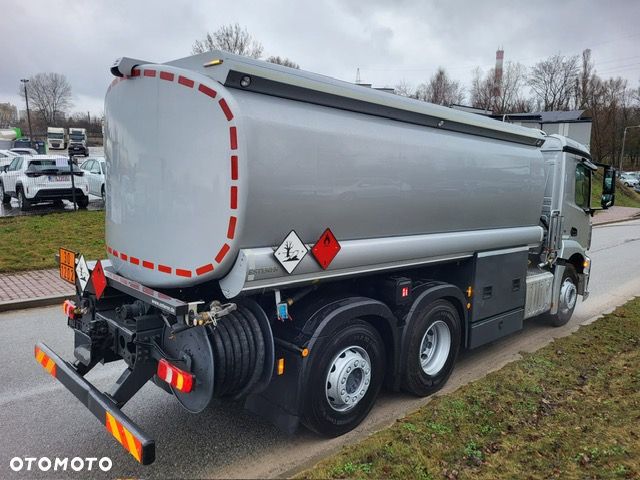 Mercedes-Benz Antos 2533 - 16