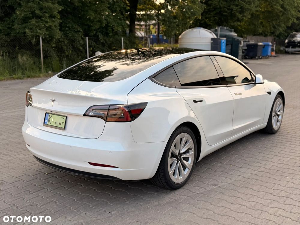 Tesla Model 3 Standard Hinterradantrieb - 3