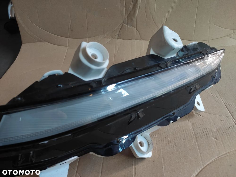 Peugeot 208 II Halogen LED DRL Prawy - 2
