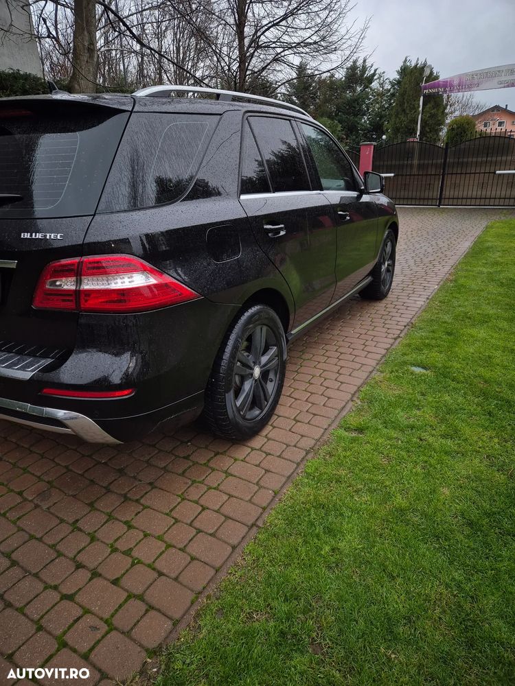 Mercedes-Benz ML 250 BlueTEC 4MATIC 7G-TRONIC - 9