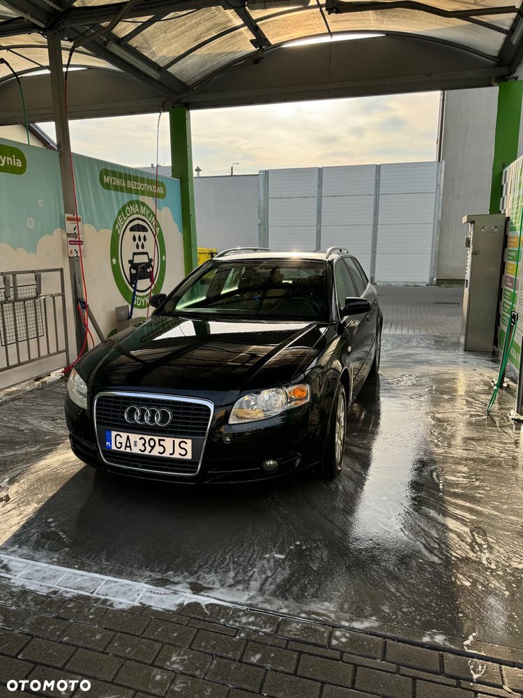 Audi A4 Avant 2.0 TDI - 1