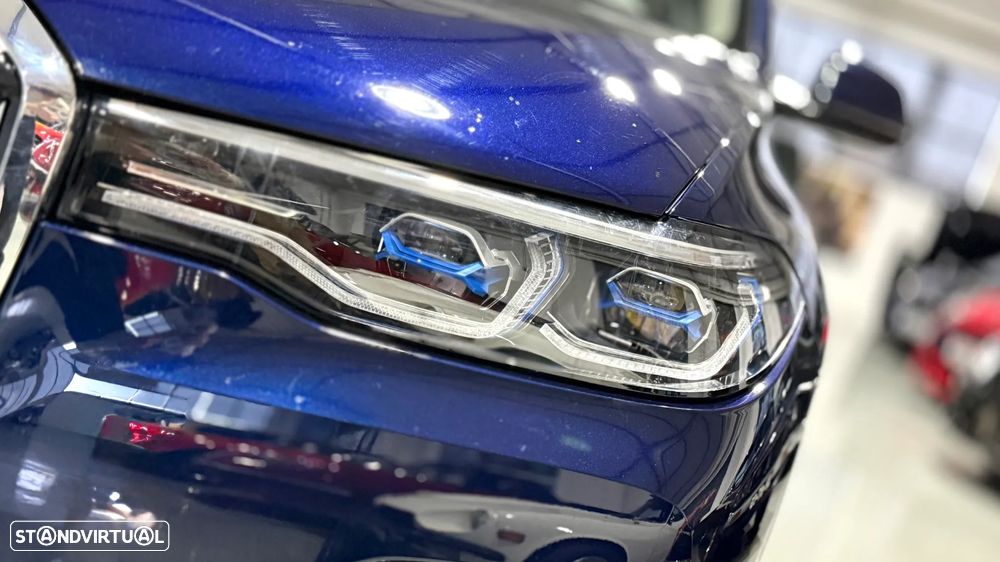 BMW X7 30 d xDrive Pack M - 10