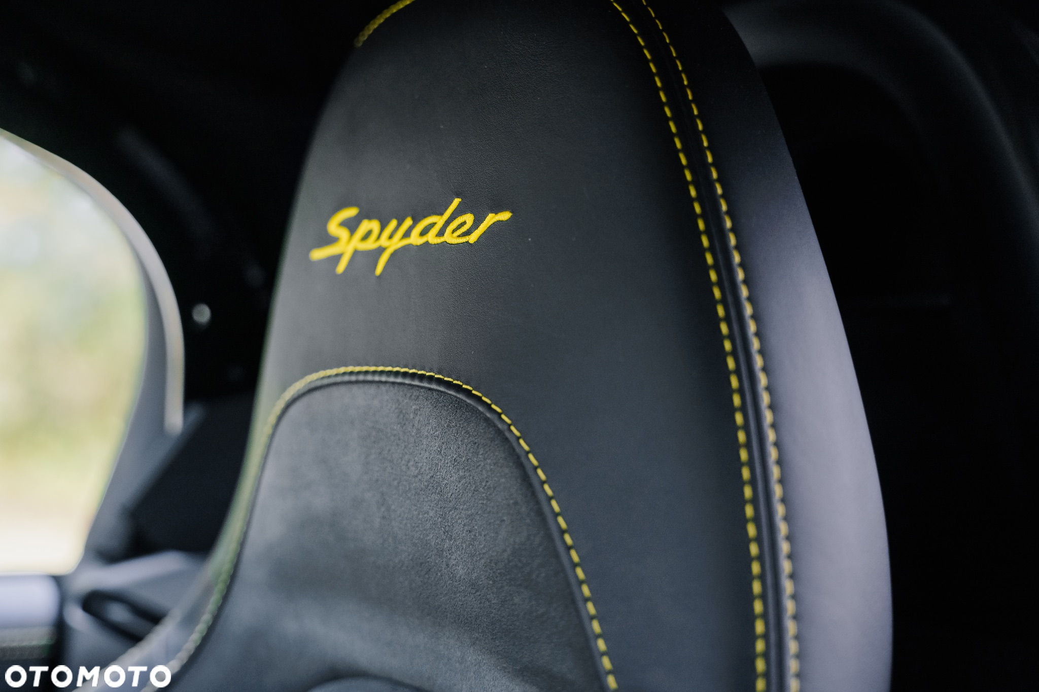 Porsche Boxster - 11