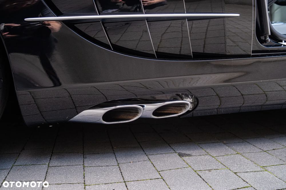 Mercedes-Benz SLR McLaren Coupe - 16