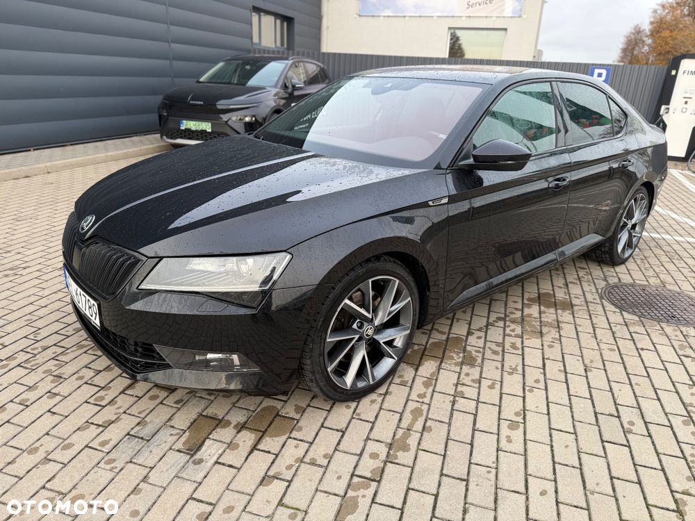 Skoda Superb 2019 photo 2
