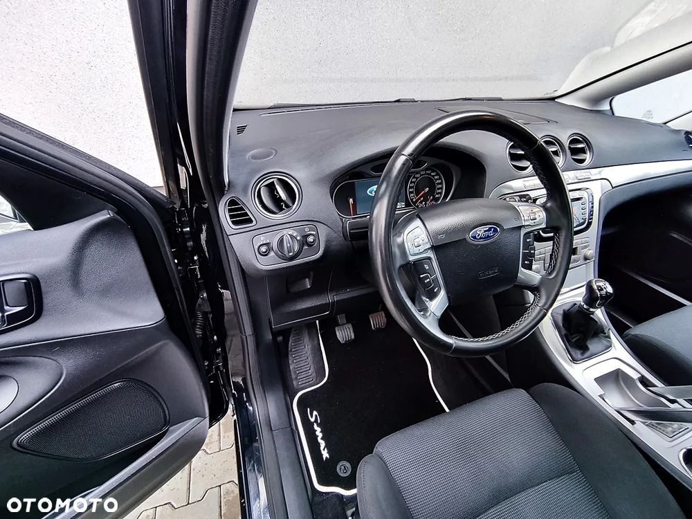 Ford S-Max 2.0 FF Titanium - 14