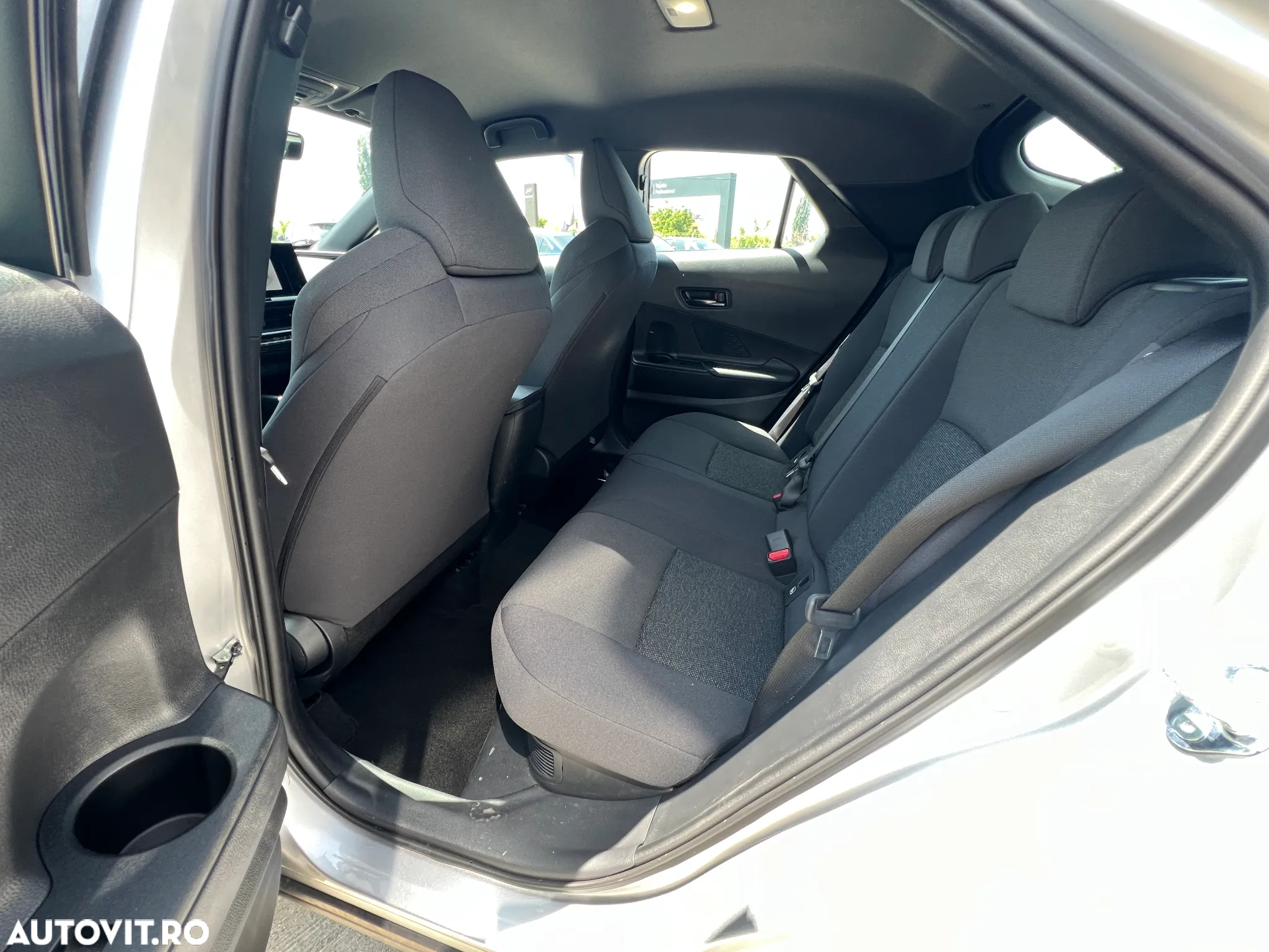 Toyota C-HR 1.8 HEV 140 CP 4x2 CVT Active - 7