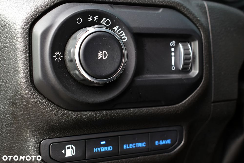Jeep Wrangler 2.0 4xe Plug-In Hybrid Hardtop Sahara - 17