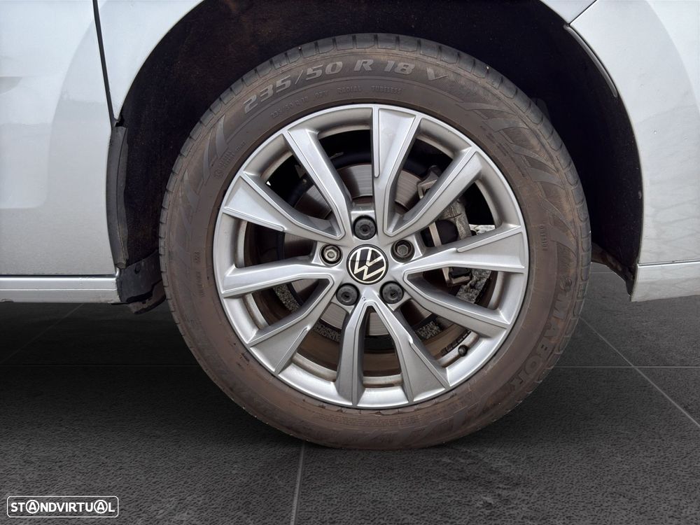 VW Multivan 2.0 TDI Life DSG - 22