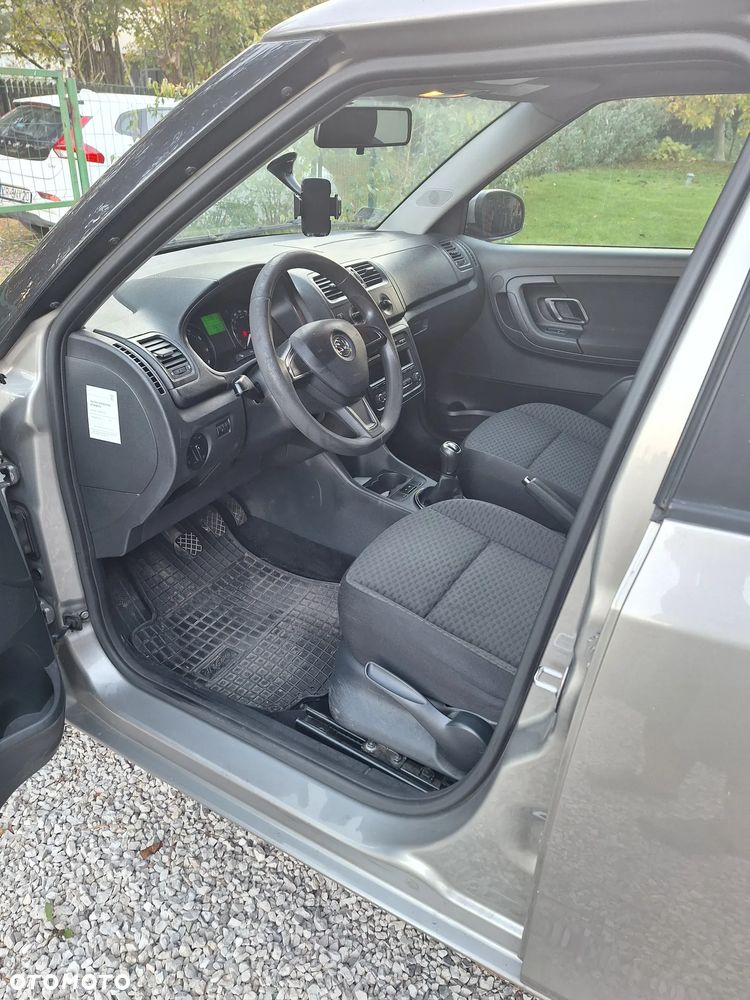 Skoda Fabia - 10