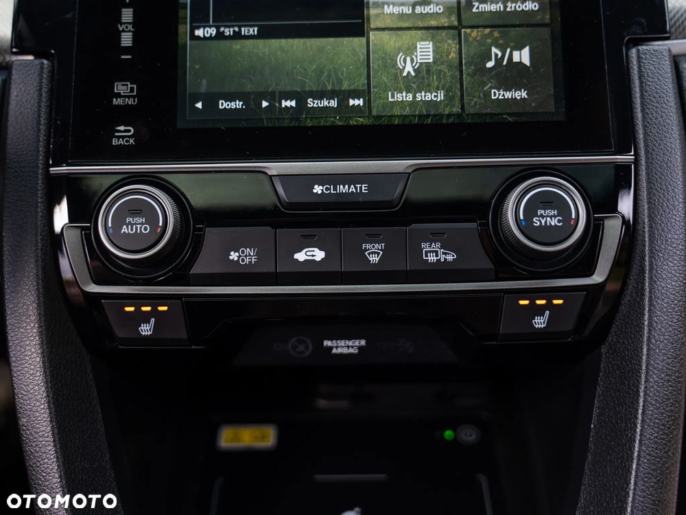 Honda Civic 1.5 T Prestige (Navi) - 37