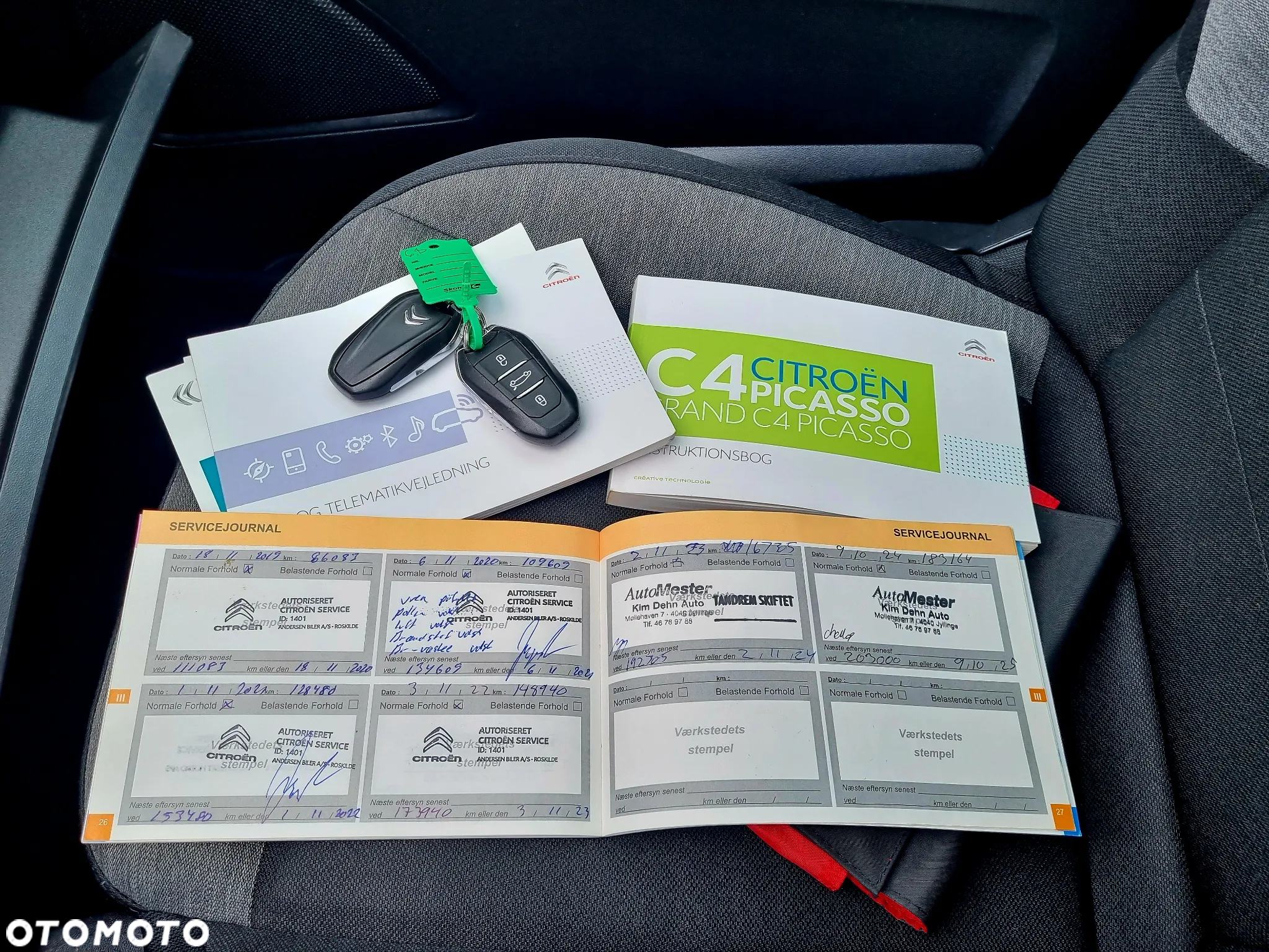 Citroën C4 Grand Picasso 1.6 BlueHDi MoreLife S&S EAT6 - 26