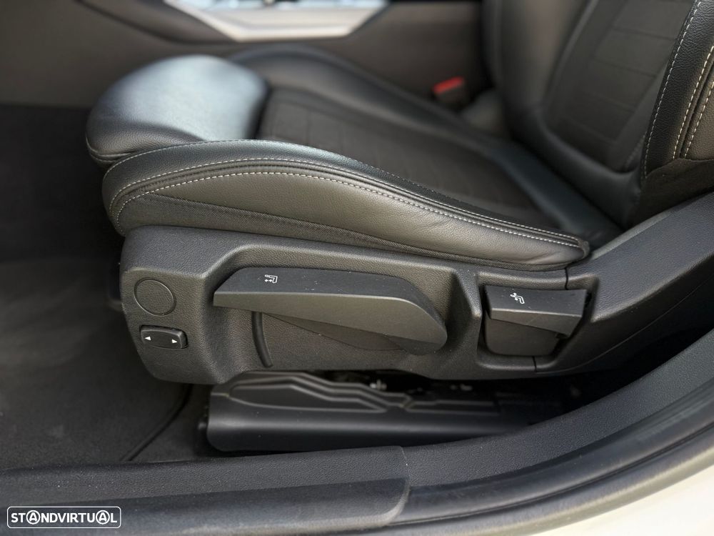 BMW 320 e Corporate Edition Auto - 21