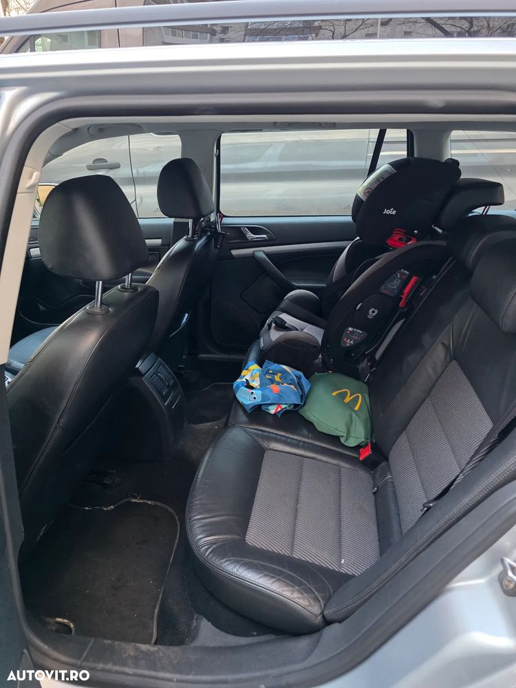 Skoda Octavia 1.6 TDI Business DSG - 10