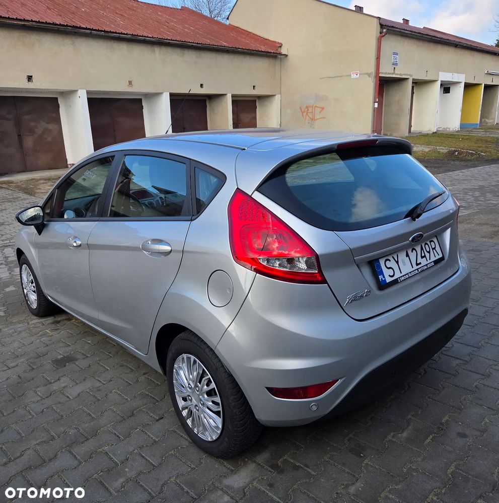 Ford Fiesta 1.25 Titanium EU6 - 4
