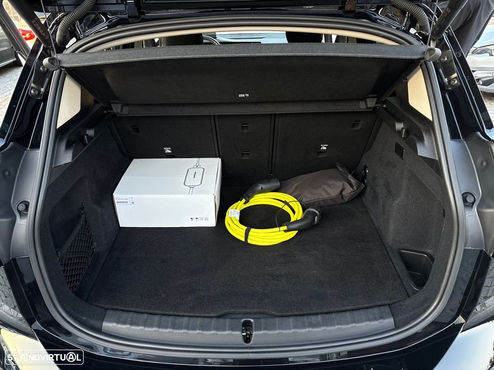 BMW 225xe Active Tourer e xDrive Edição Optimized - 48