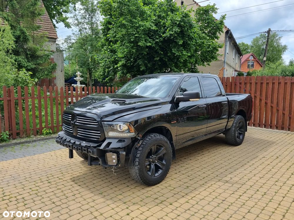 Dodge RAM 1500 5.7 4x4 - 2