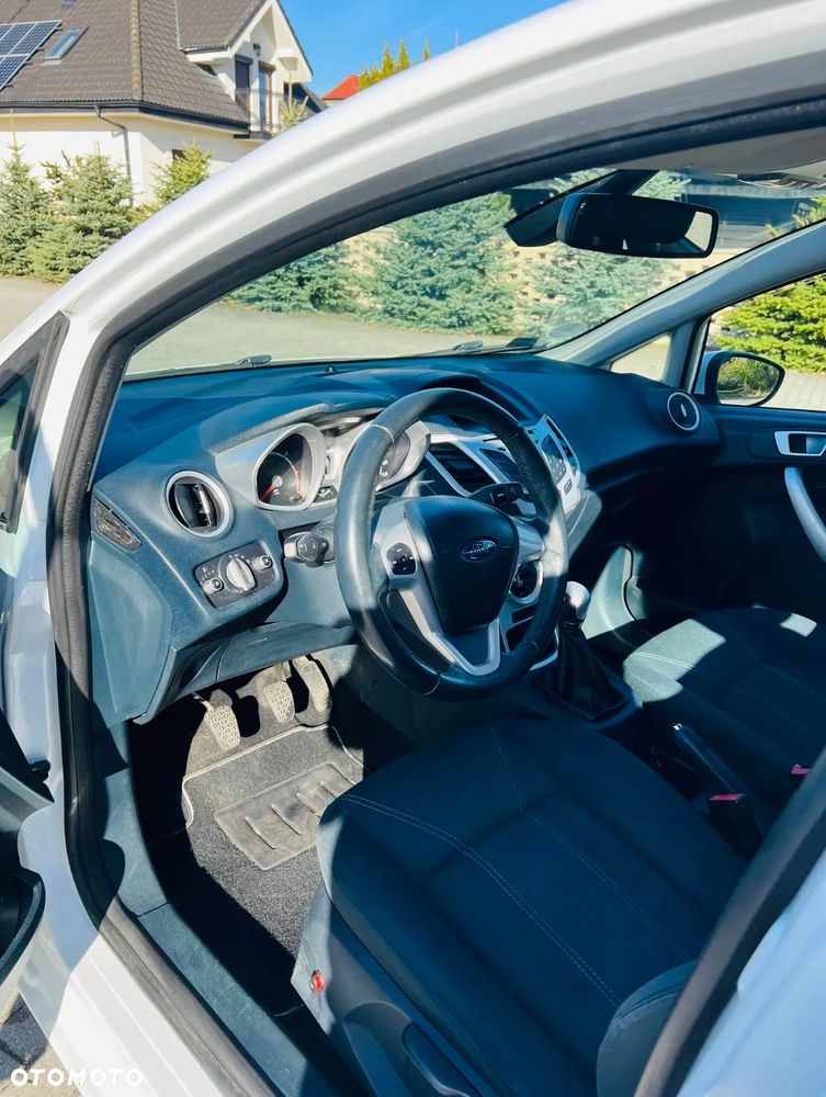 Ford Fiesta - 4