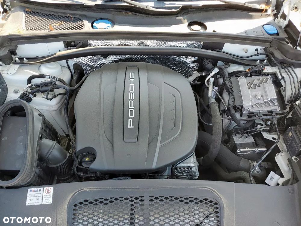 Porsche Macan - 12