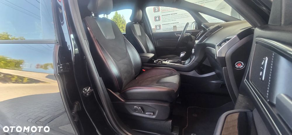 Ford S-Max 2.0 TDCi ST-Line PowerShift - 33