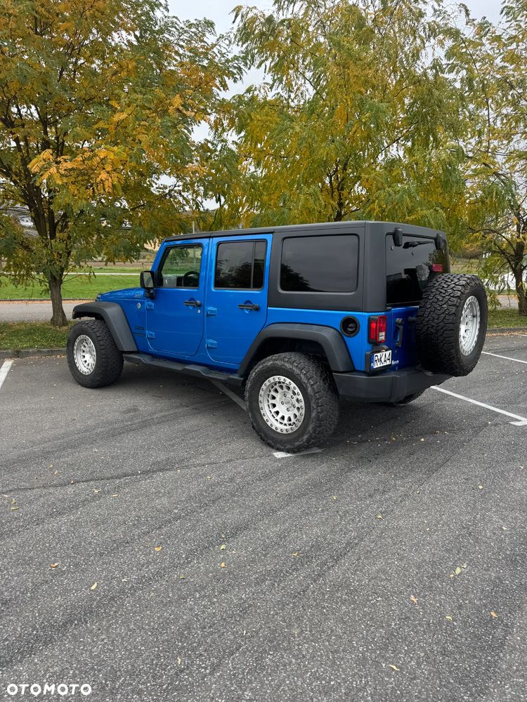 Jeep Wrangler - 6