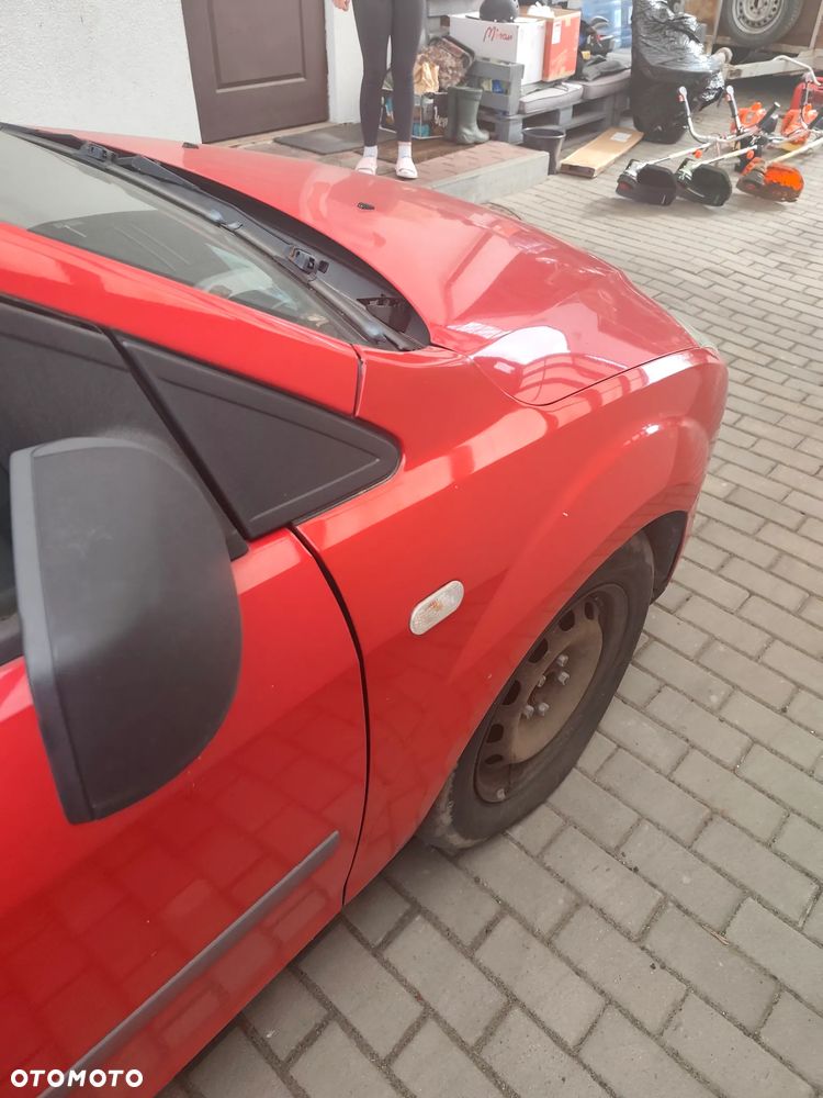 Ford Focus 1.6 TDCi Ambiente - 4