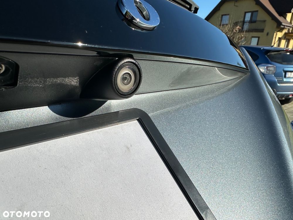 Volvo V60 D4 Geartronic Summum - 16