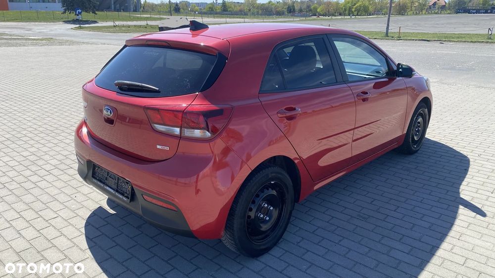 Kia Rio 1.0 T-GDI 100 Dream-Team Edition - 2