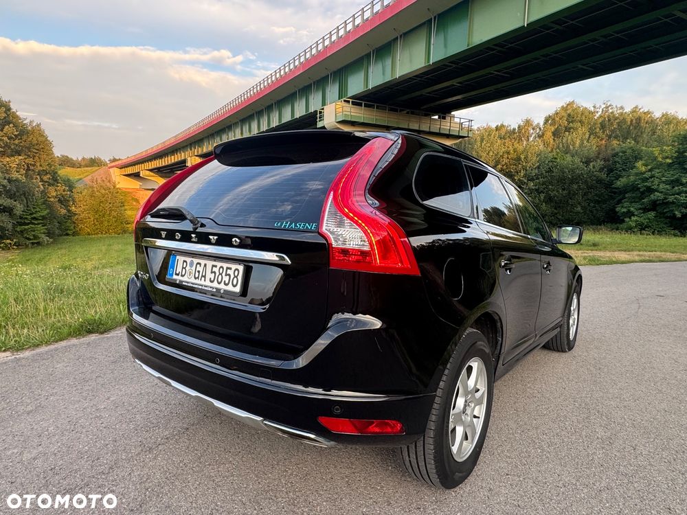 Volvo XC 60 D4 Momentum - 23