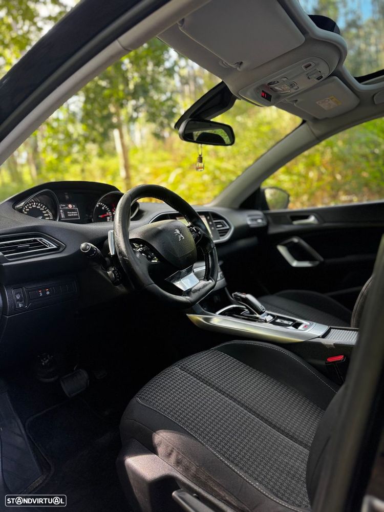 Peugeot 308 SW 1.5 BlueHDi Style EAT8 - 23