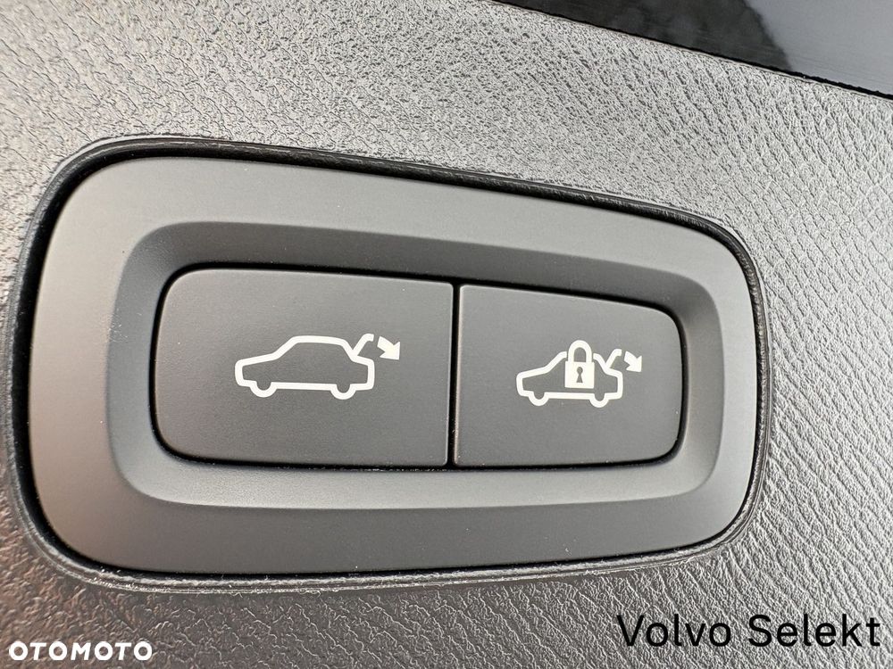 Volvo XC 90 - 33