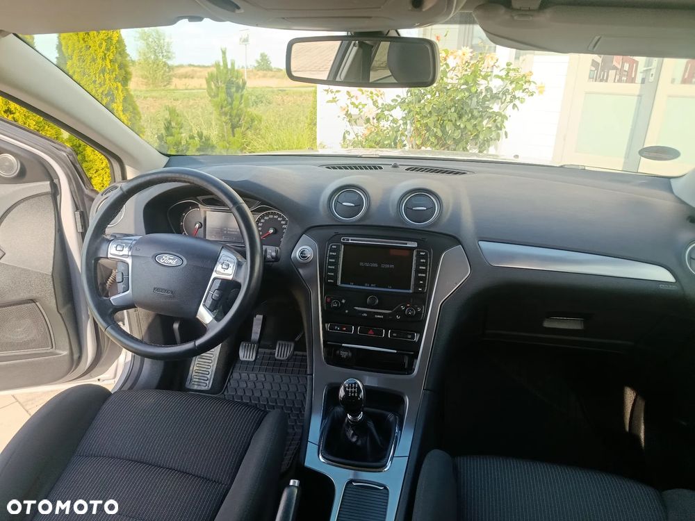 Ford Mondeo 2.0 TDCi Titanium - 27