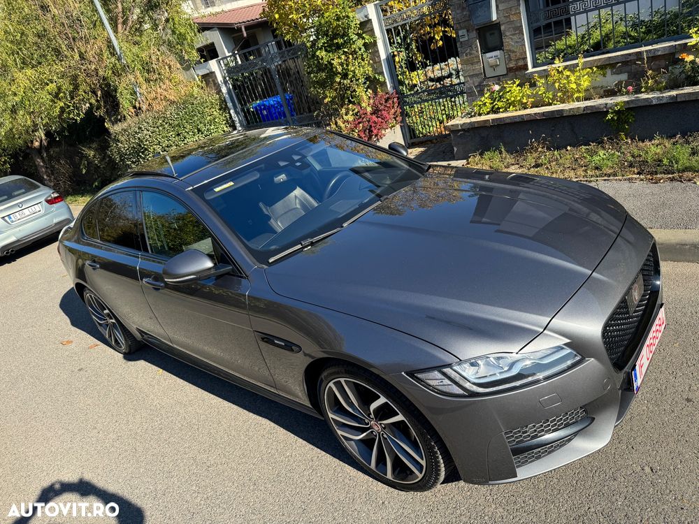 Jaguar XF 25d AWD R-Sport - 13